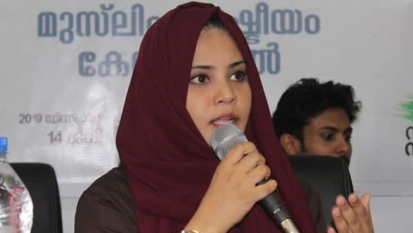 അന്ന് മാറ്റി നിര്ത്തിയത്