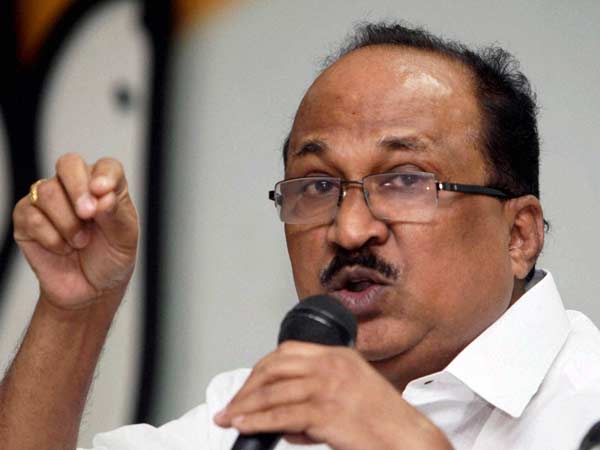 ആറ് തവണ ലോക്സഭയിലേക്ക്