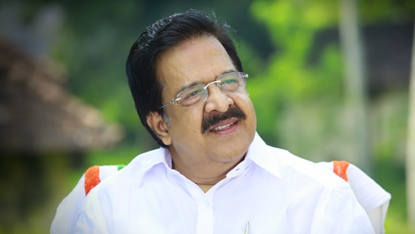 വീട്ടിലെ വോട്ട്