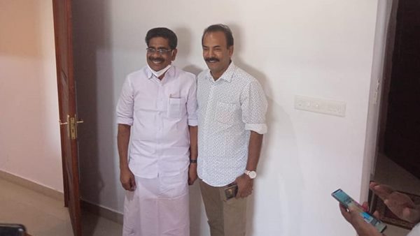 യുഡിഎഫ് അധികാരത്തില് വരണം