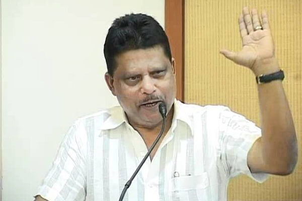 മുതിര്ന്നവരെ തഴയരുത്