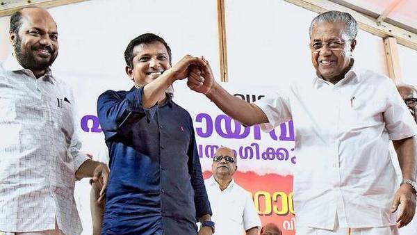 മനു റോയ് സജീവം