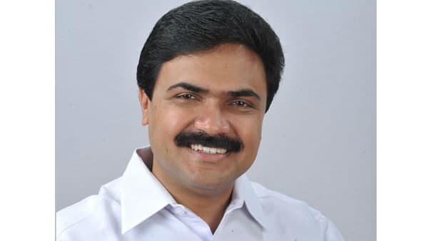 ചർച്ചയിൽ കൂടുതൽ പേർ