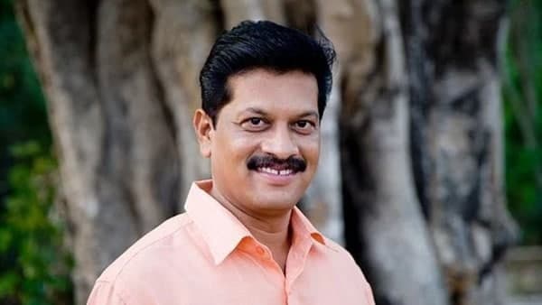 നാല് തവണ