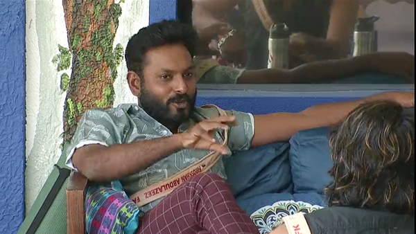 കൂസാതെ കിടിലന്