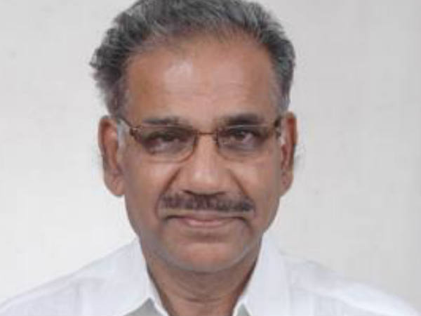 മൂന്ന് സീറ്റ്