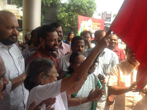 സ്വന്തം മലവും മൂത്രവും എല്ലാം ചുമടെടുപ്പിച്ചു