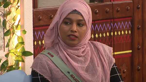 ഡിംപലിന്റെ ഫ്രണ്ടാകാൻ