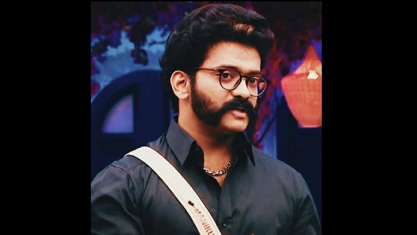 മണിക്കുട്ടൻ പോയപ്പോൾ
