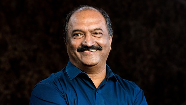 വാക്സിന് വിതരണം, നിര്മാണം