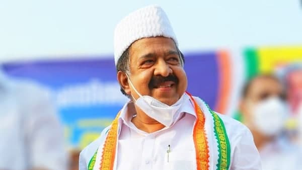 പരിഹാസ്യരാകാനില്ല