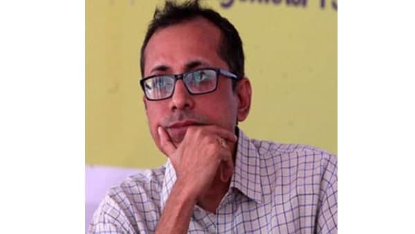 ഔദ്യോഗിക പത്രപ്രവര്ത്തനം