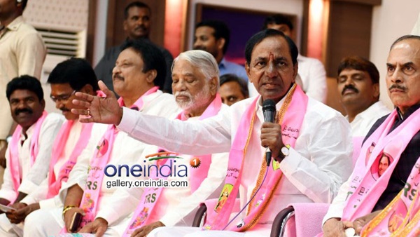 2019-20 സാമ്പത്തിക വർഷത്തിൽ 25 പ്രാദേശിക പാർട്ടികൾക്ക്