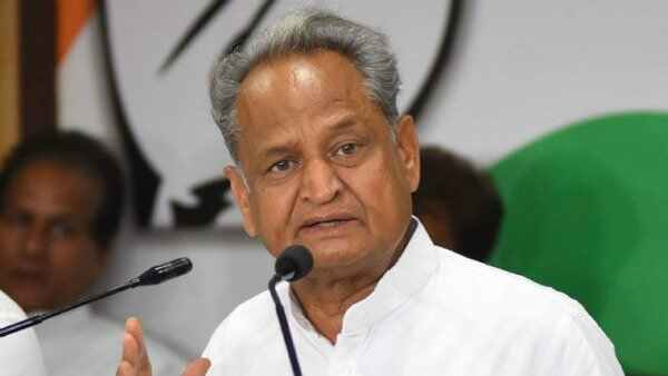 സംഭവത്തിൽ തിരിച്ചറിയപ്പെടാത്ത ആളുകള്ക്കെതിരെ എഫ്ഐആർ രജിസ്റ്റർ