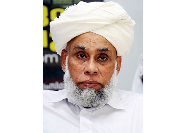 വഖഫ് ബോർഡുമായി ബന്ധപ്പെട്ട തീരുമാനങ്ങളില് സമുദായത്തിന് പ്രതിഷേധമുണ്ട്