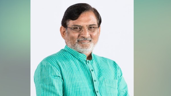 പ്രതിഷേധങ്ങള്ക്ക് അയവ് വന്നെങ്കിലും പല വിഷയത്തിലും അഡ്മിനിസ്ട്രേറ്ററും ദ്വീപ്
