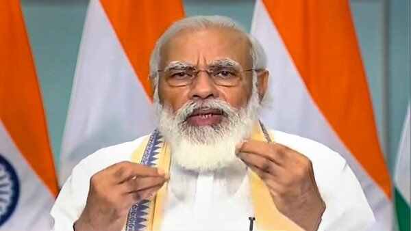 കേന്ദ്ര മന്ത്രിമാരായ രാജ്നാഥ് സിംഗ്, നിതിൻ ഗഡ്കരി