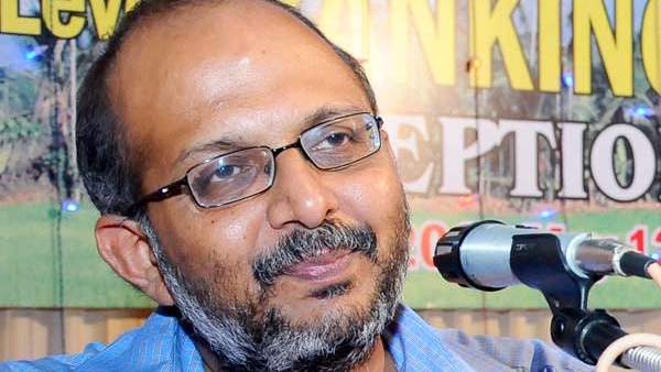 ഞങ്ങളൊക്കെ കോടതിയില് പ്രാക്ടീസ് ചെയ്യുന്ന അഭിഭാഷകരാണ്