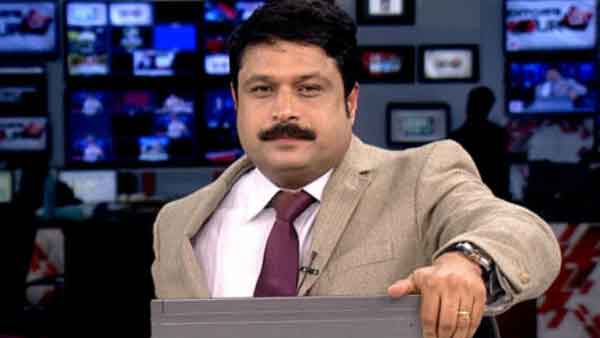 മുഖ്യമന്ത്രിയും കുടുംബവും ബിരിയാണി ചെമ്പില് സ്വര്ണ്ണം കടത്തി