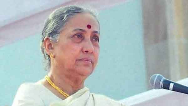 രണ്ട് തിരഞ്ഞെടുപ്പിലേയും സ്ഥാനാർത്ഥികളുടെ കാര്യത്തില്