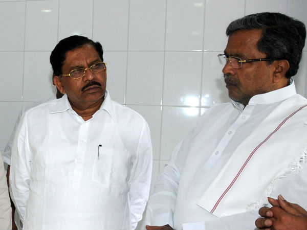 കോൺഗ്രസ് മുൻ അധ്യക്ഷൻ രാഹുൽഗാന്ധി ക്ഷേത്ര