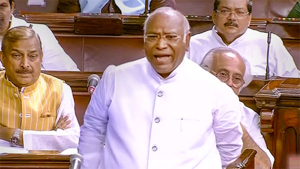 ഖർഗെ ചുതമലയേറ്റ് കഴിഞ്ഞാല്