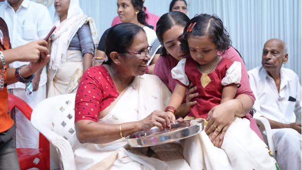 നഗരസഭയുടെ നേതൃത്വത്തിൽ നിരവധി കുരുന്നുകൾ