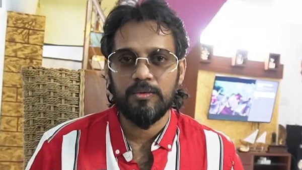 മകൾ പാപ്പു കൂടി വരുമെന്നാണ്