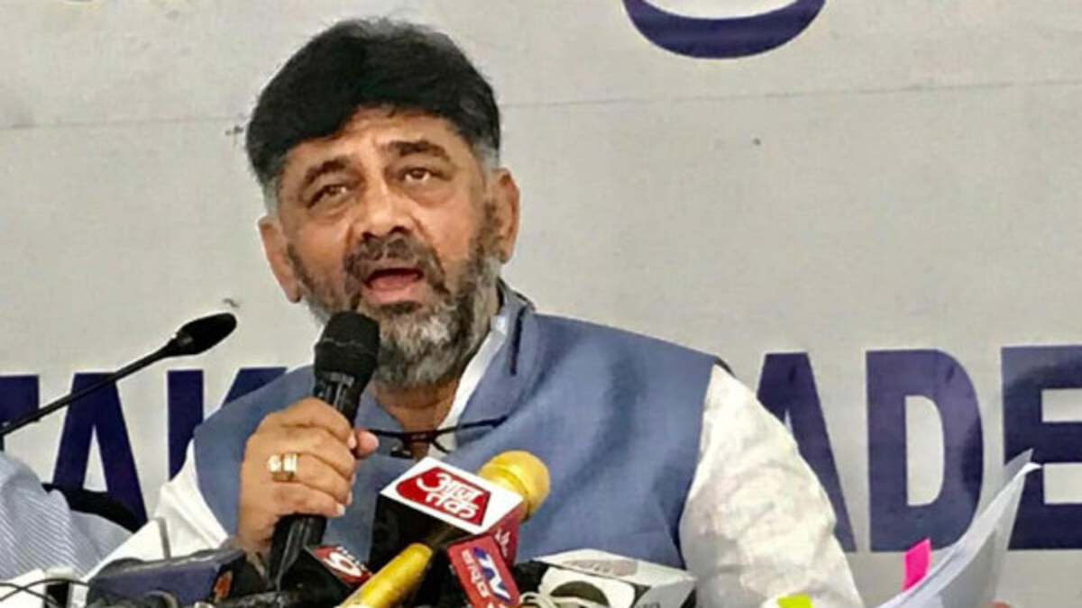 Newspaper advertisement alleging 40 commission against the government; Election commission