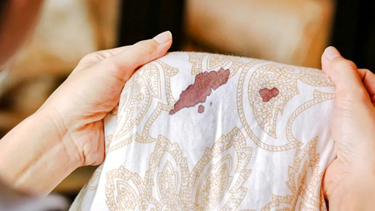 You Will Not Know This Natural Tricks to Remove Food Stains From Dress