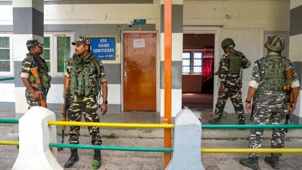 jammu kashmir election booth