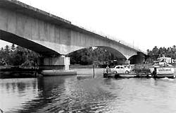 Varapuzha bridge